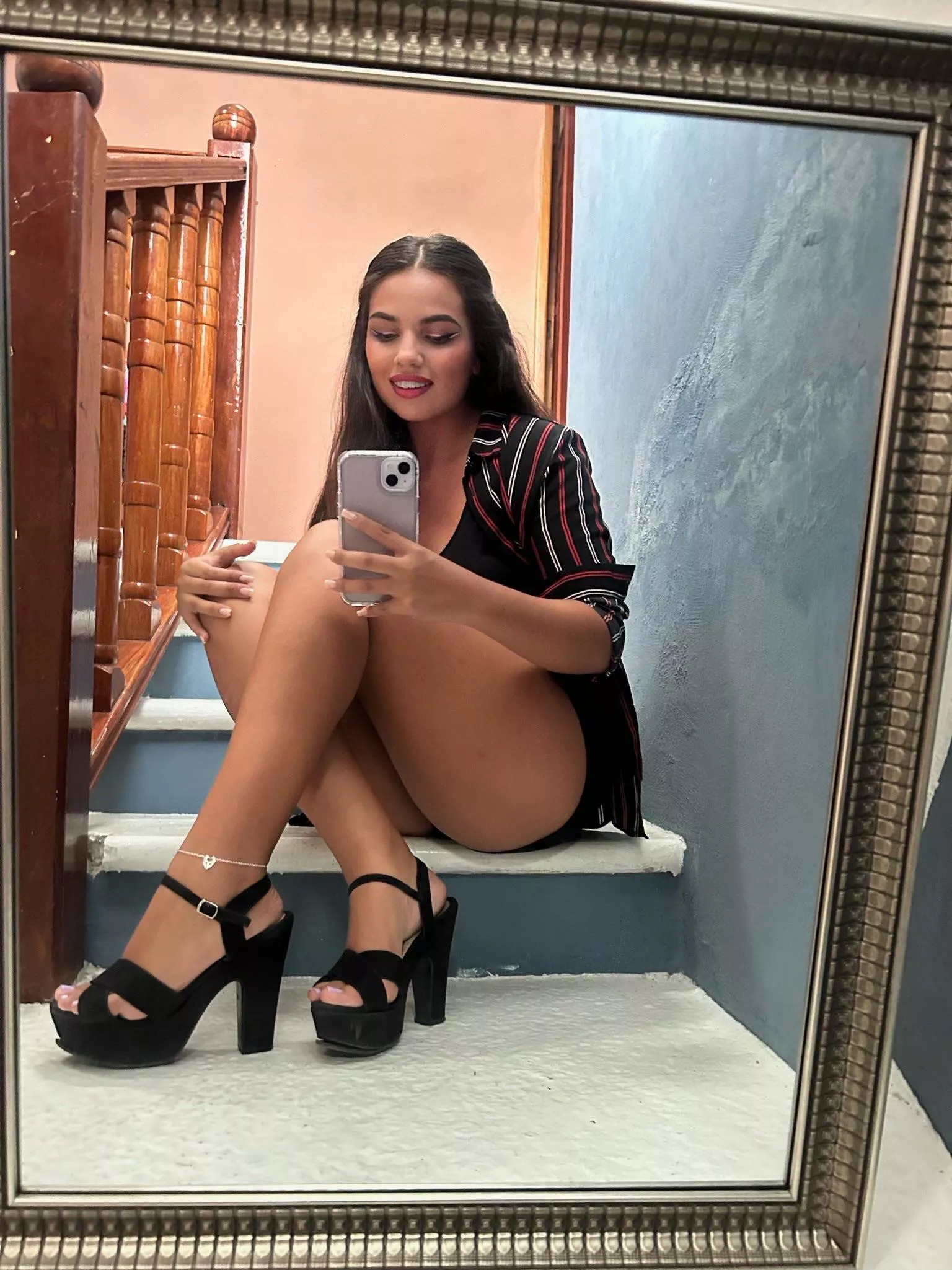 The heels stay on🙈😉