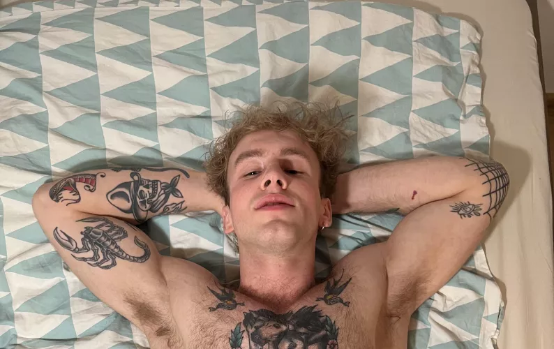 Wanna lay on my arm?