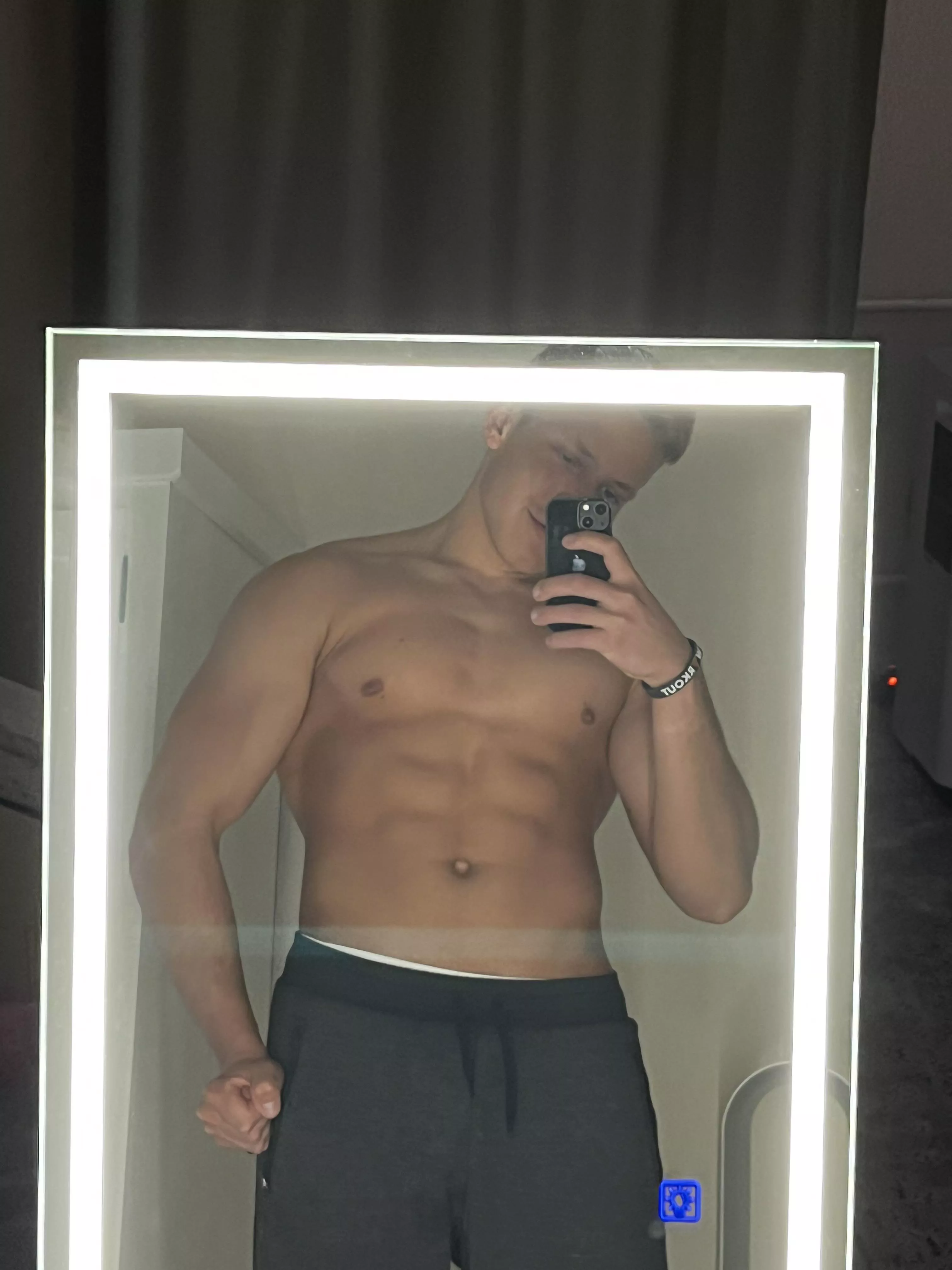 Want to see more?👀🍆