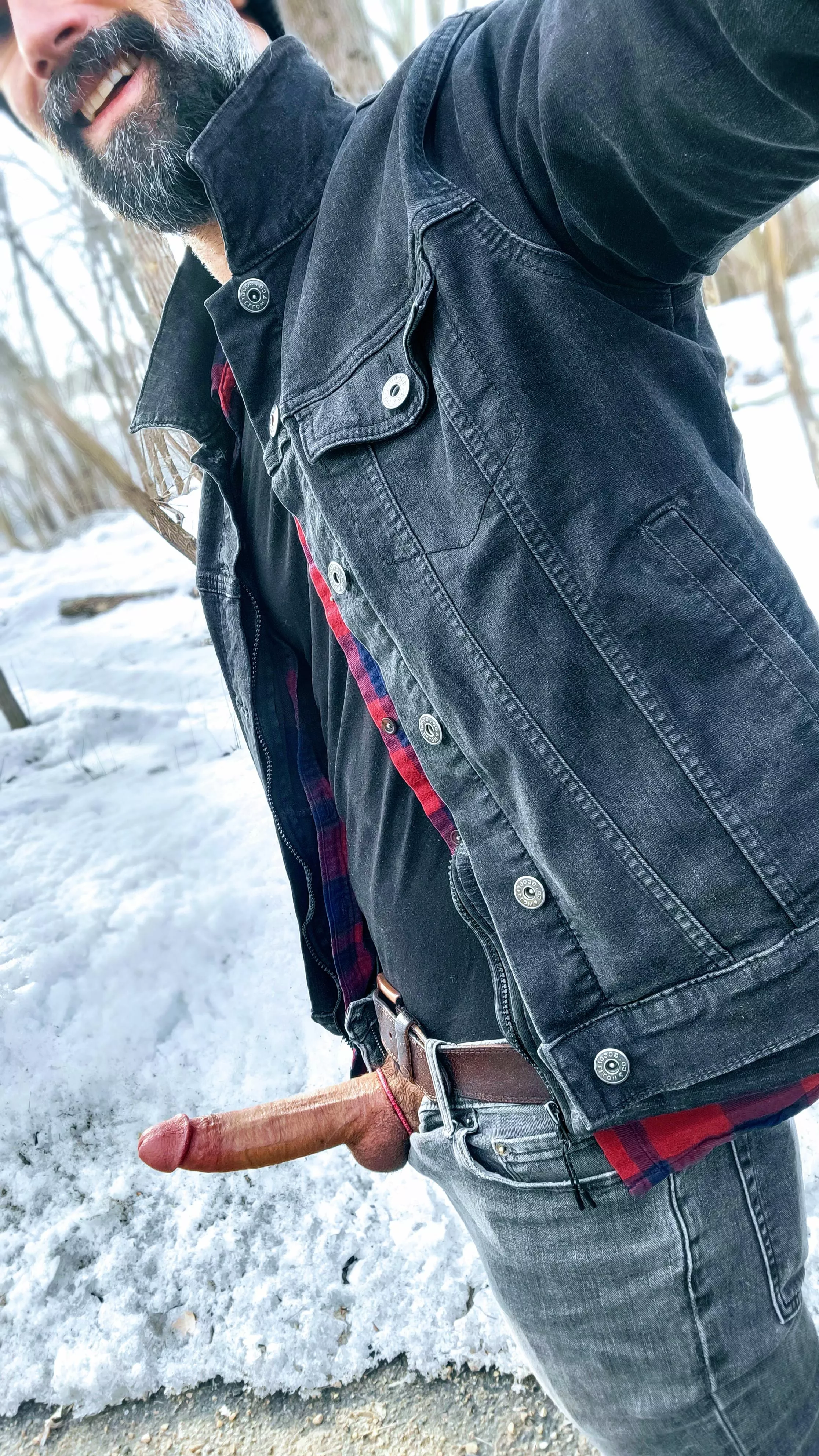 Who said it's too cold out for some head? (39)