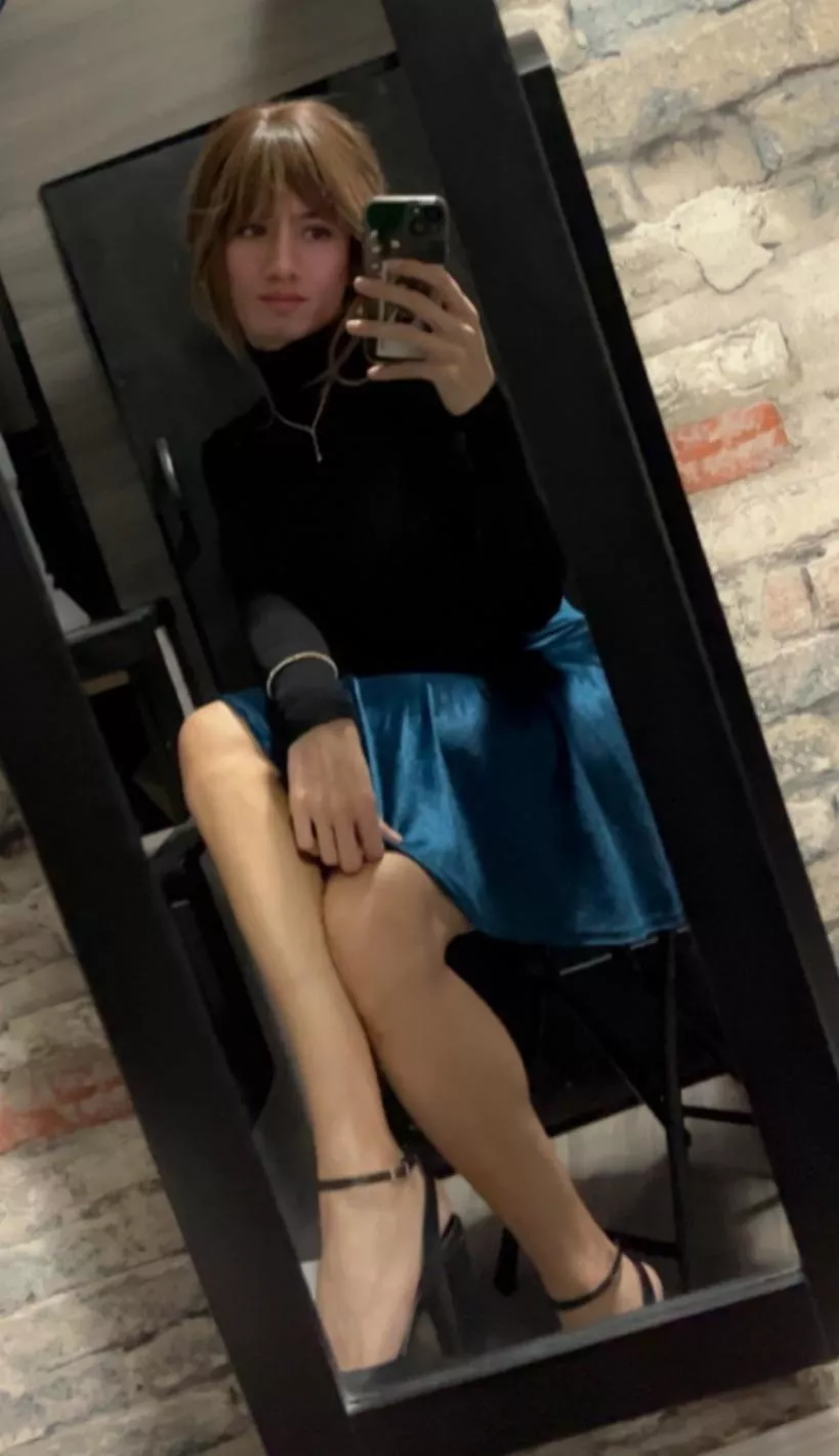 would you sit right beside me if you see me by myself at a birthday dinner looking like this?