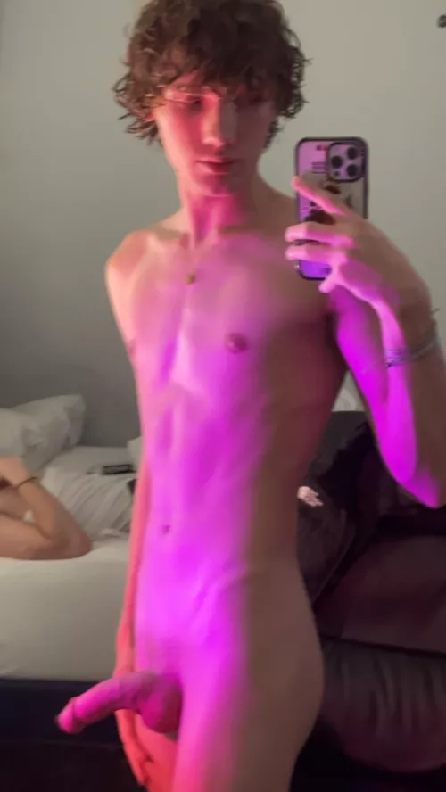 (18) come make me hard if you can 😈