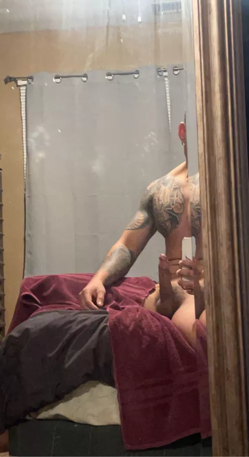 20 M looking only for feminine bottoms, trans and femboys