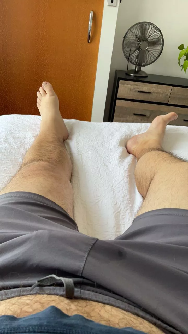 36 man-nyc verbal USA daddy with 7 day load for live session with +18 boy.