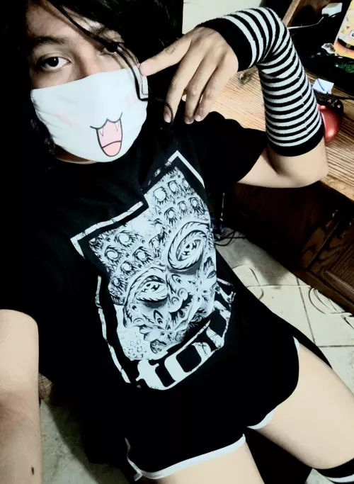 am I cute enough to cuddle? 🥺