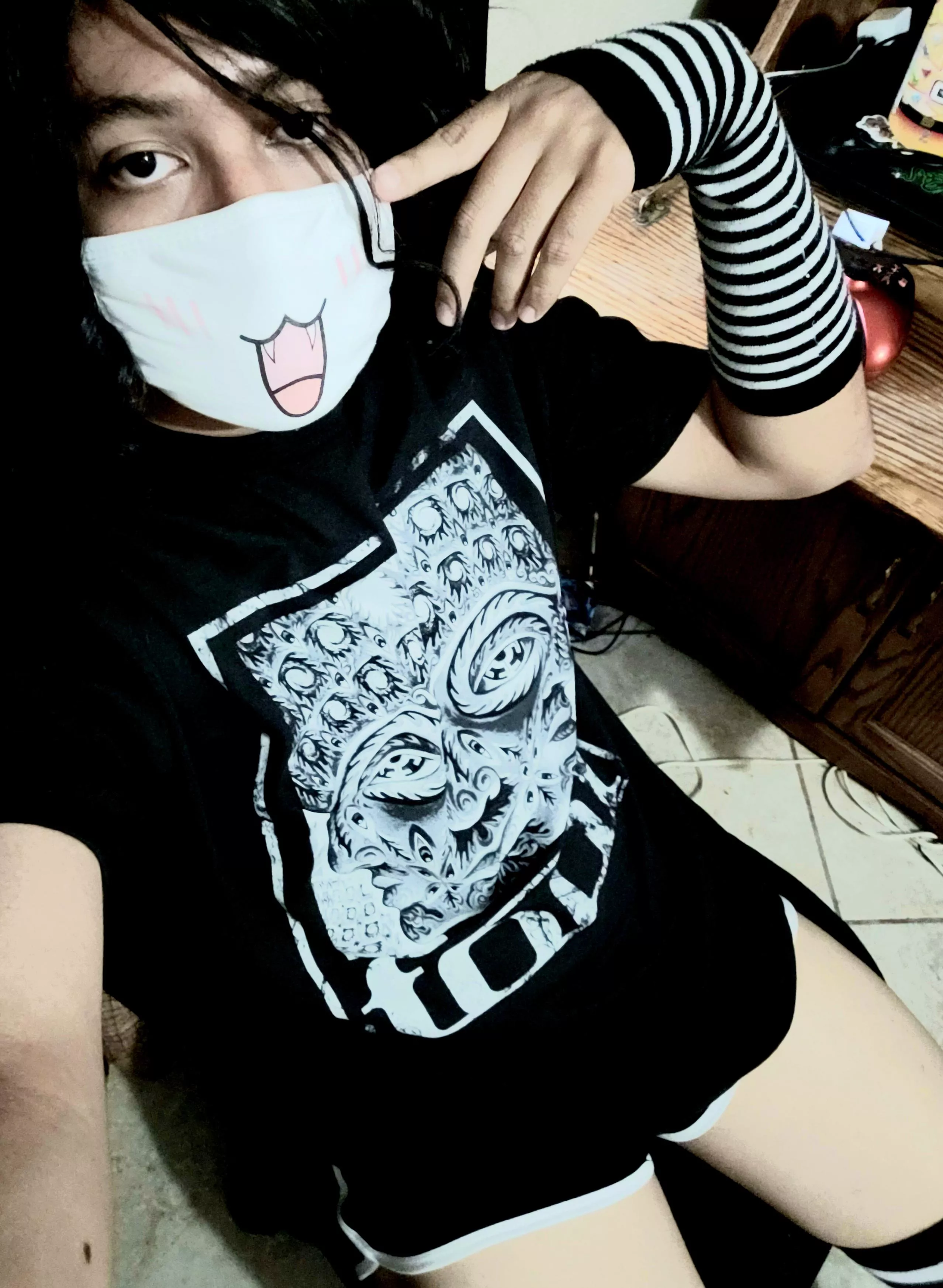 am I cute enough to cuddle? 🥺