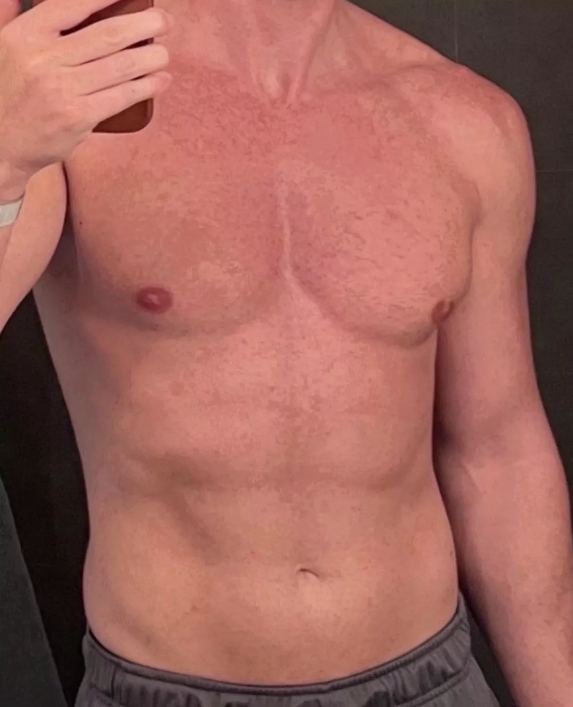 Any other jocks looking to get off before bed? Distr8ktme