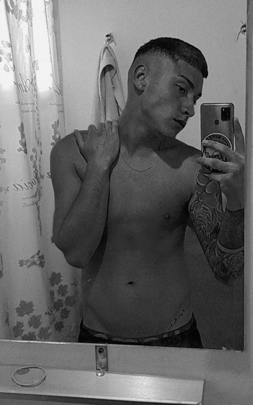 do you want to see more? i’m active 😏 subscribe for FREE! link in comments