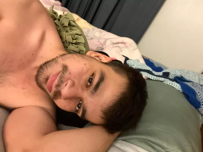 Feeling more confident in posting pics here, happy Saturday☺️😁