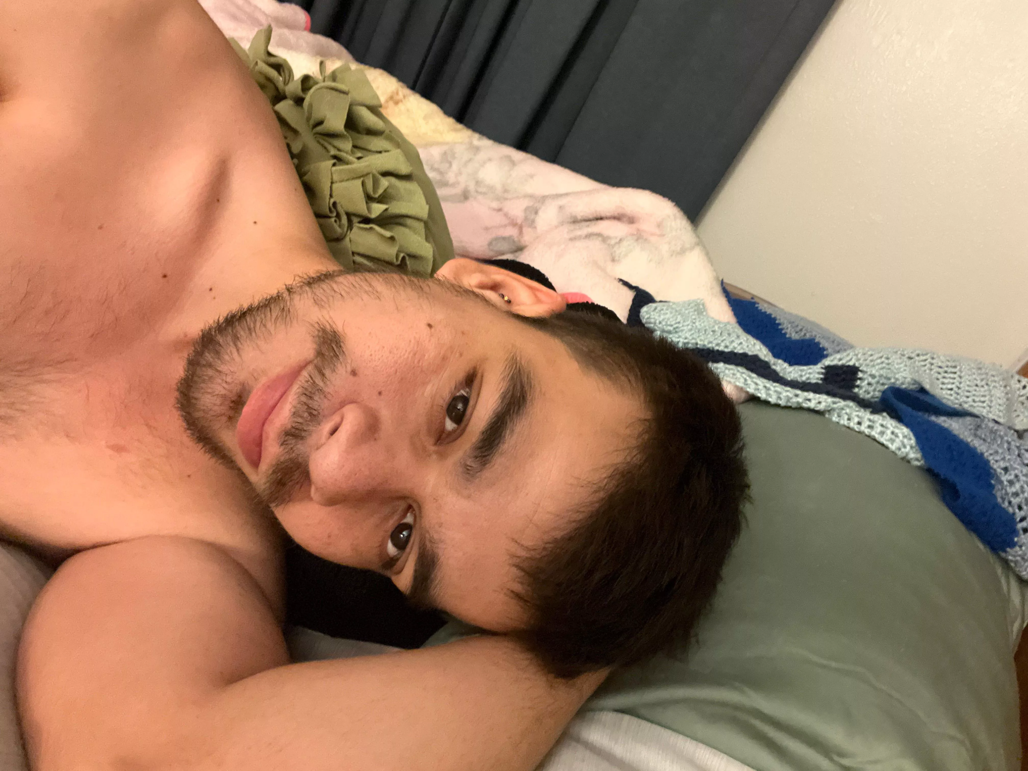 Feeling more confident in posting pics here, happy Saturday☺️😁