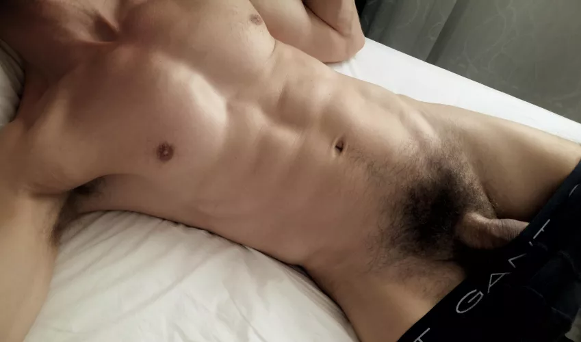 Got hairless body but I swear do my best to grow down there. Hope someone appreciate it 😉