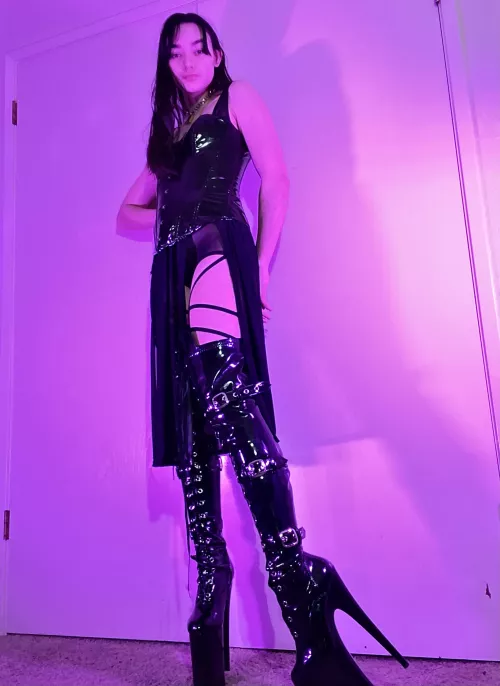 Have you ever seen bigger boots?