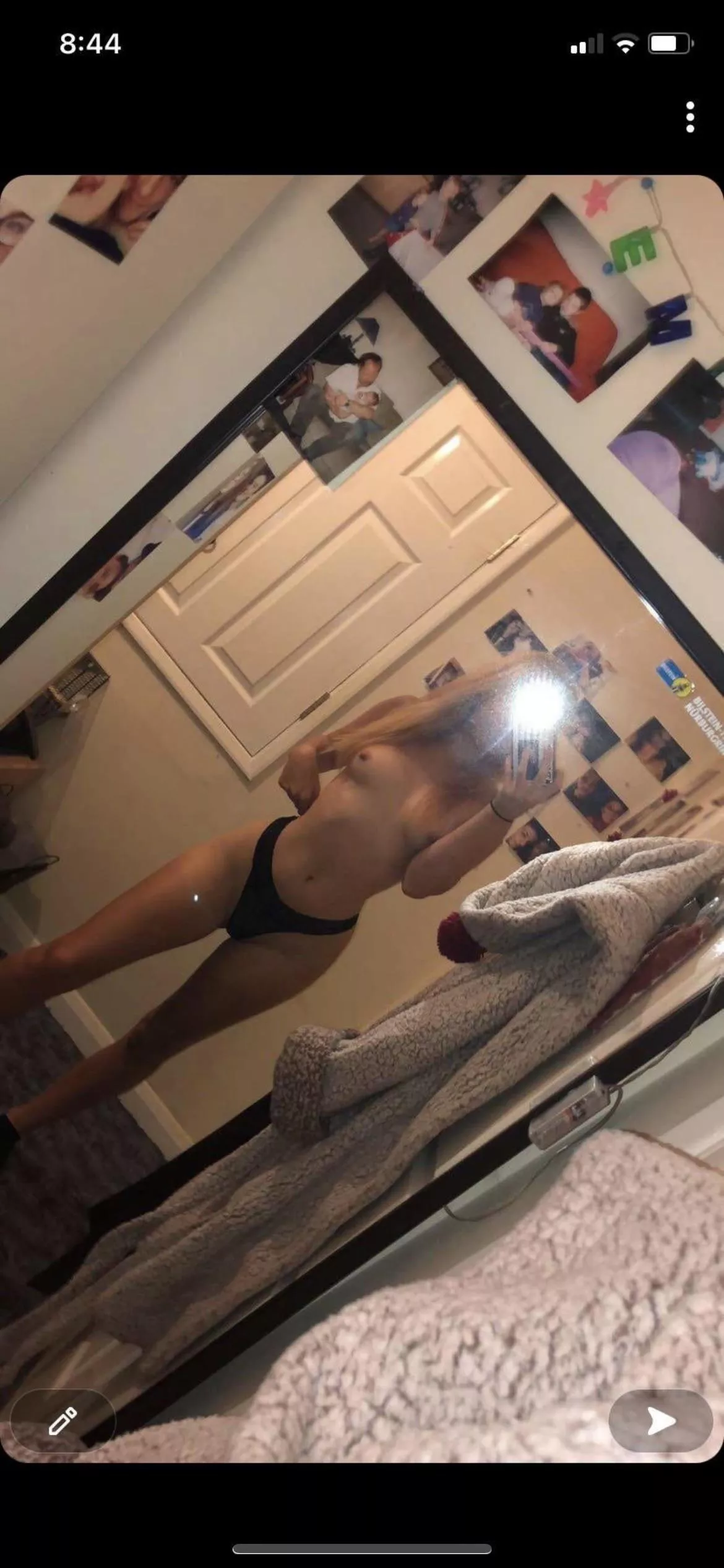 Hmu with a sample to tr4d3