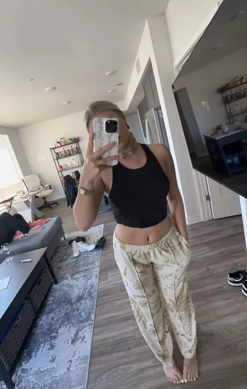 Katie sigmond (not oc)