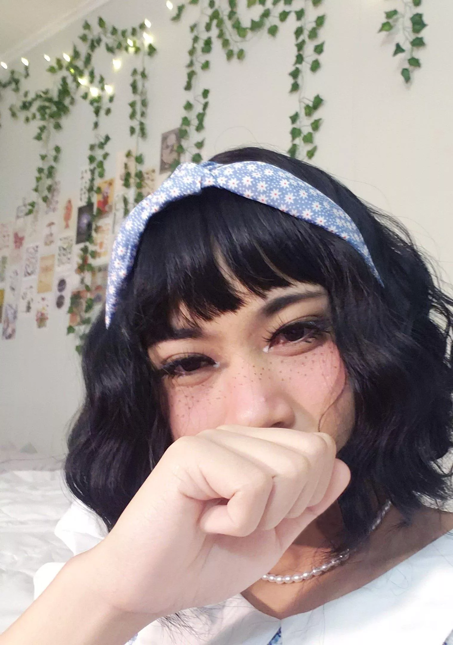 Plz ignore the pimple on my nose tyy <3