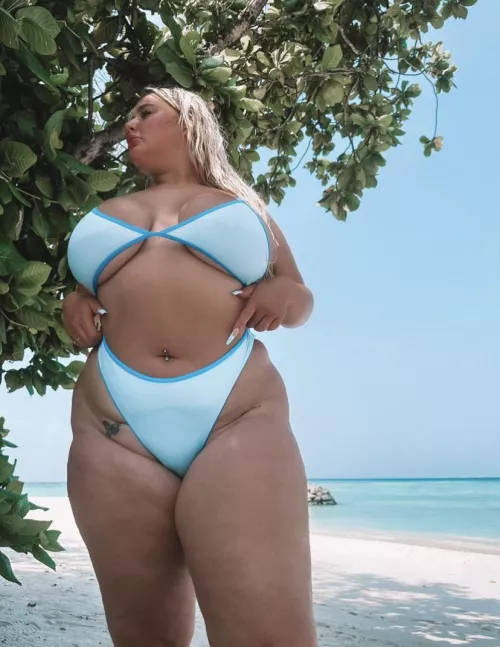 Should I turn around?😜