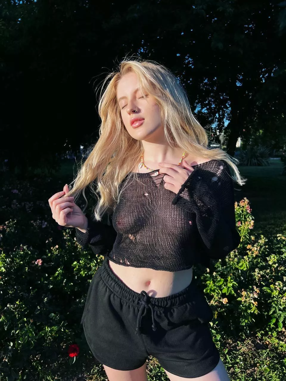 today all passers-by saw my nipples