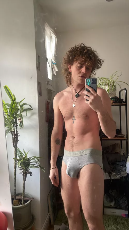 What’s better to get nudes or plant pics?