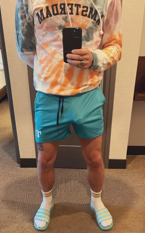 Who wants to get some breakfast with me?