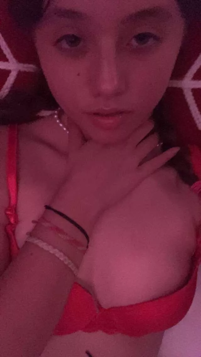 would you fuck a fresh 18 year oldd