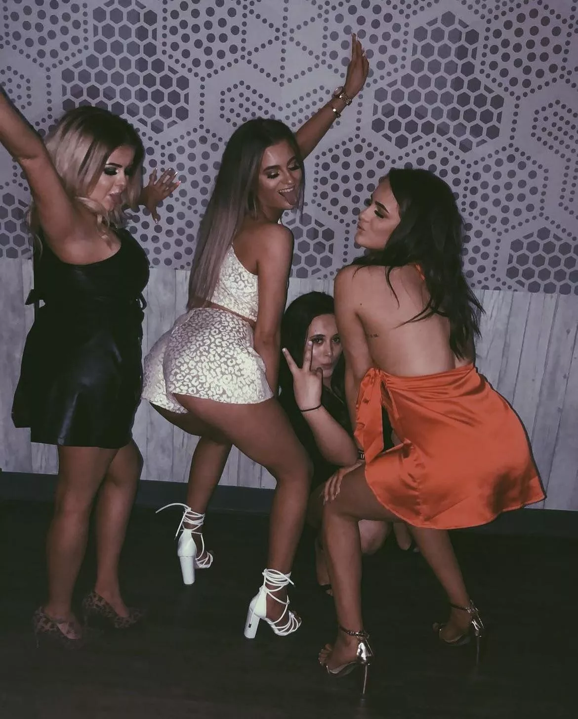 1,2,3,4 who you picking? Also got more picture of them if you want to see