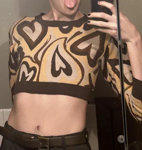 18 fem twink bottom, hmu and send a pic, if I’m interested I’ll give you my snap ++near my age