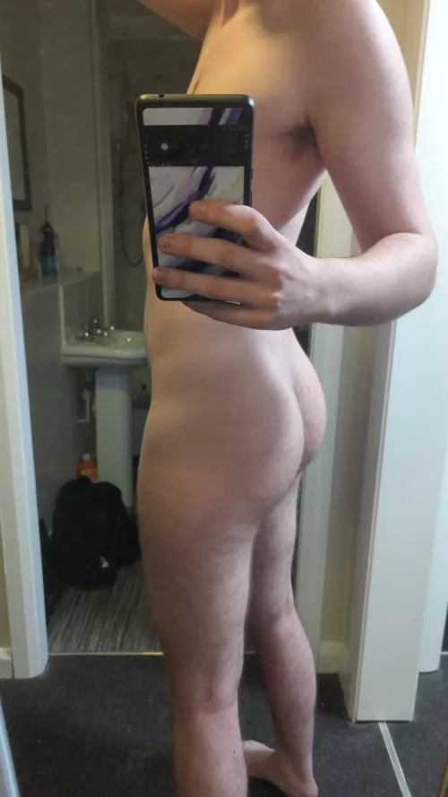 [21] Can I still be a twink if I have a hairy ass?