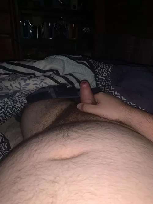 (28) needs a womans touch so bad, ladies dm me what you’d do to it.