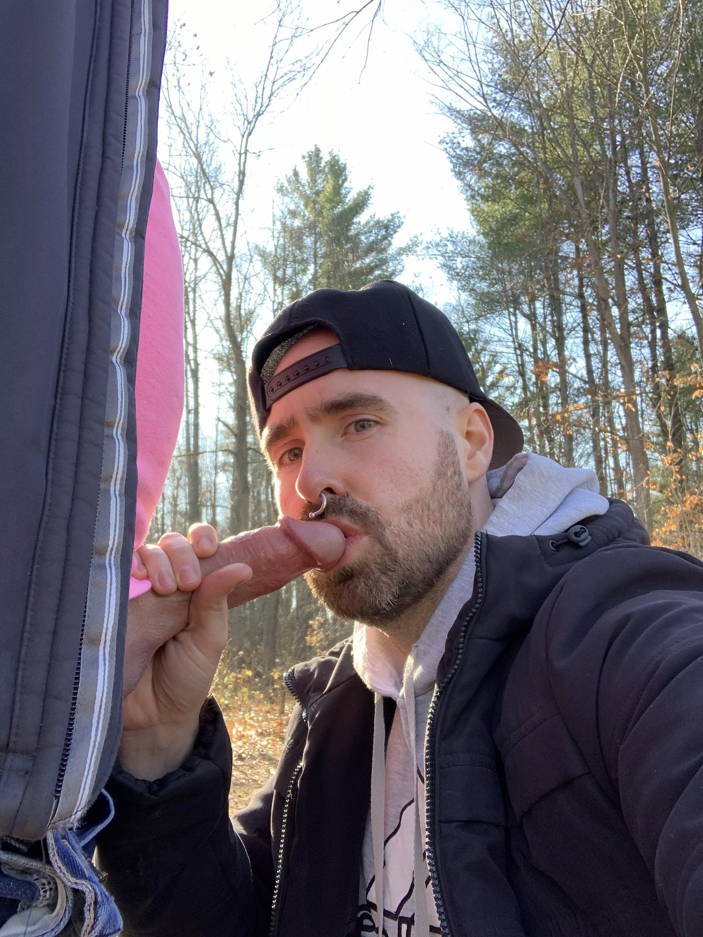 36 and I usually just post videos and pictures of me cruising . Snapchat Jssejmsjsph