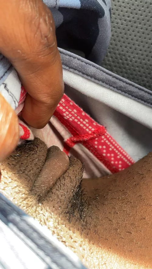 Any ladies want to cum ride it or taste her?