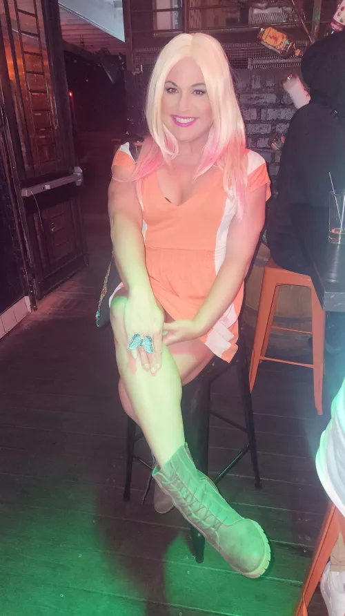 Blonde Fem in Colorado- hi daddies