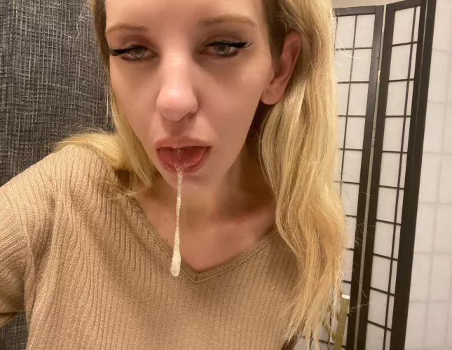 Catch every last drop for me [oc]