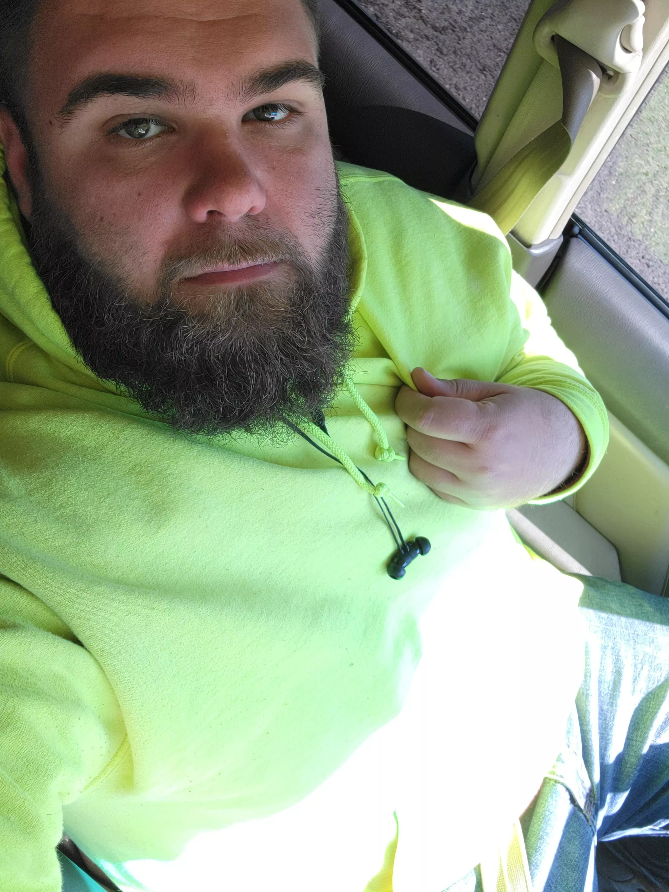 Could use some head on my lunch break 😏