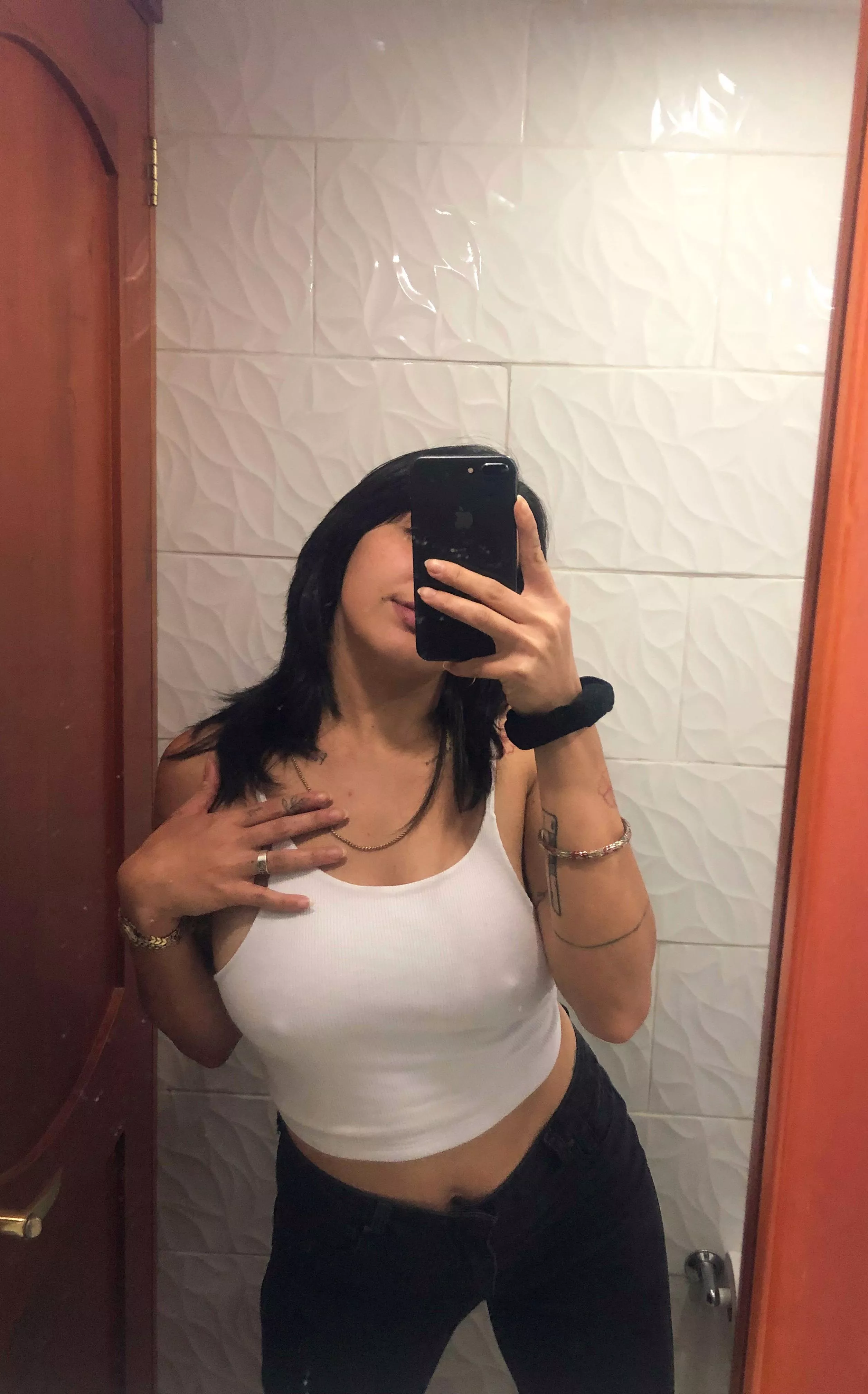 Don't forget to wear a sweater today! 🥶