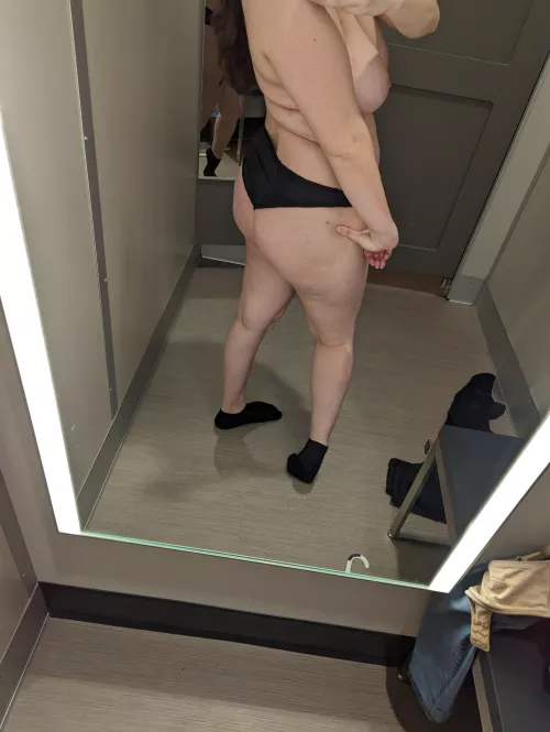 Feeling good in the changing room 😁