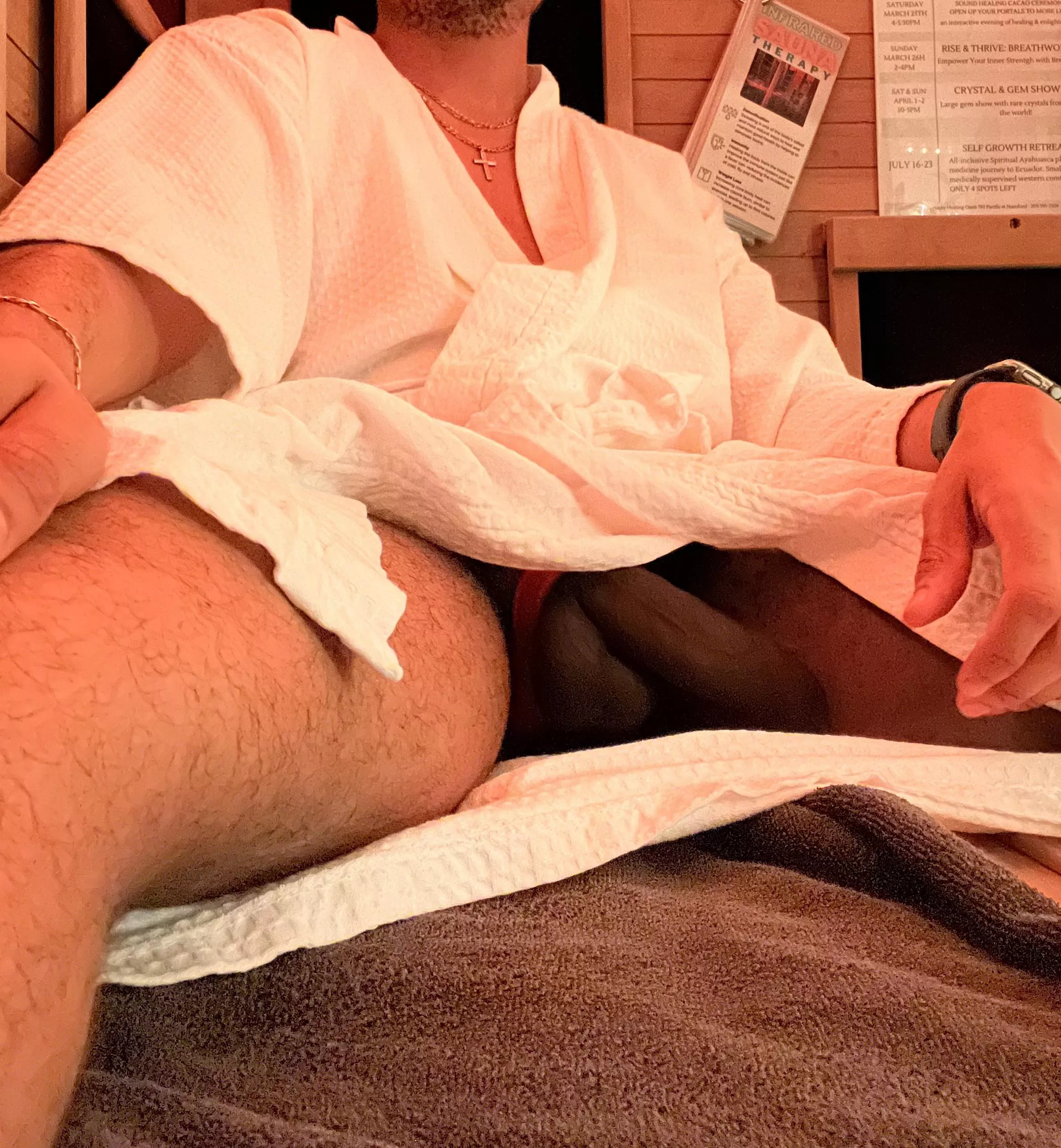 Gotta let them breathe in the sauna bro #SelfCareSunday