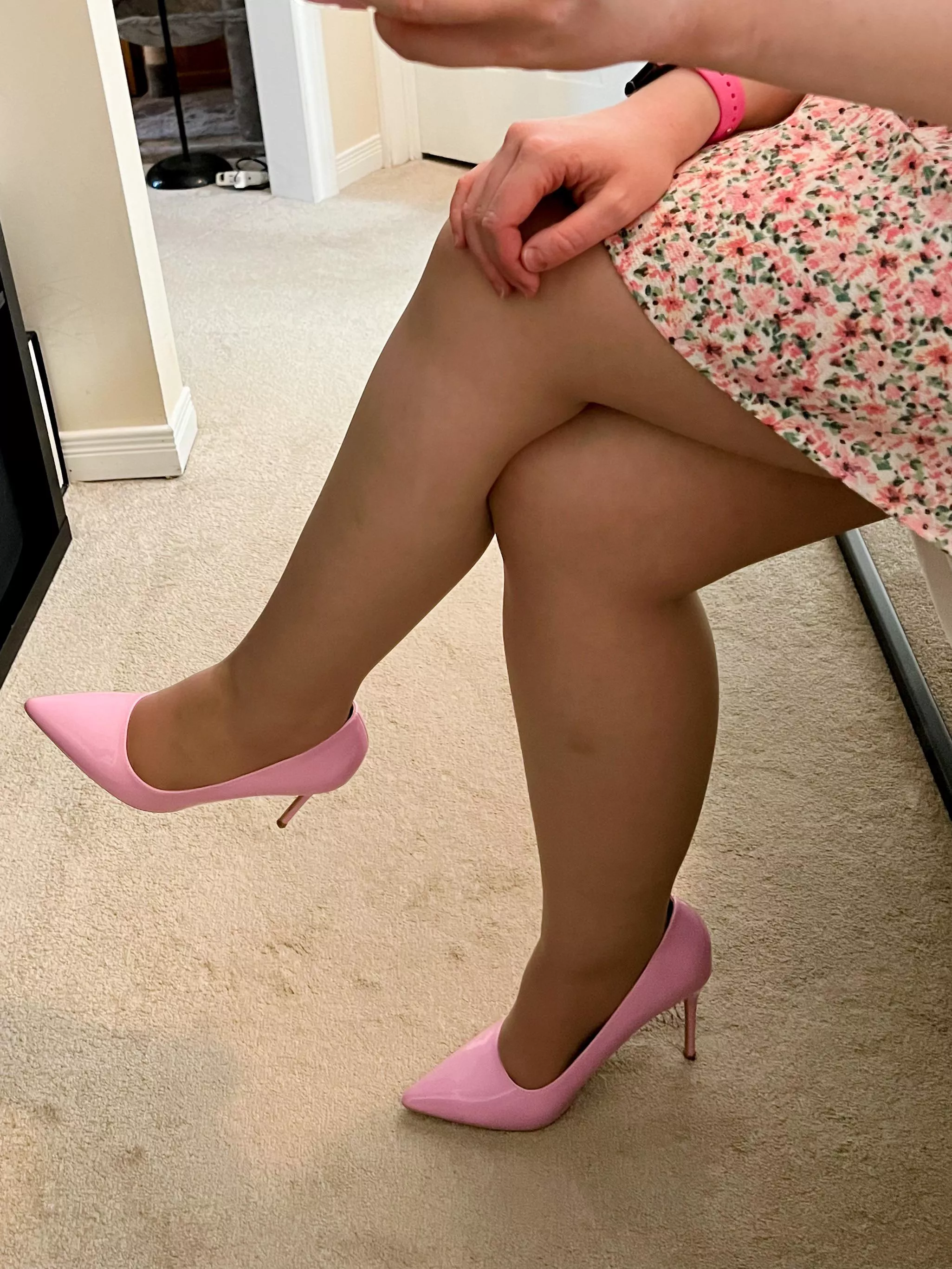 I absolutely adore these pink heels
