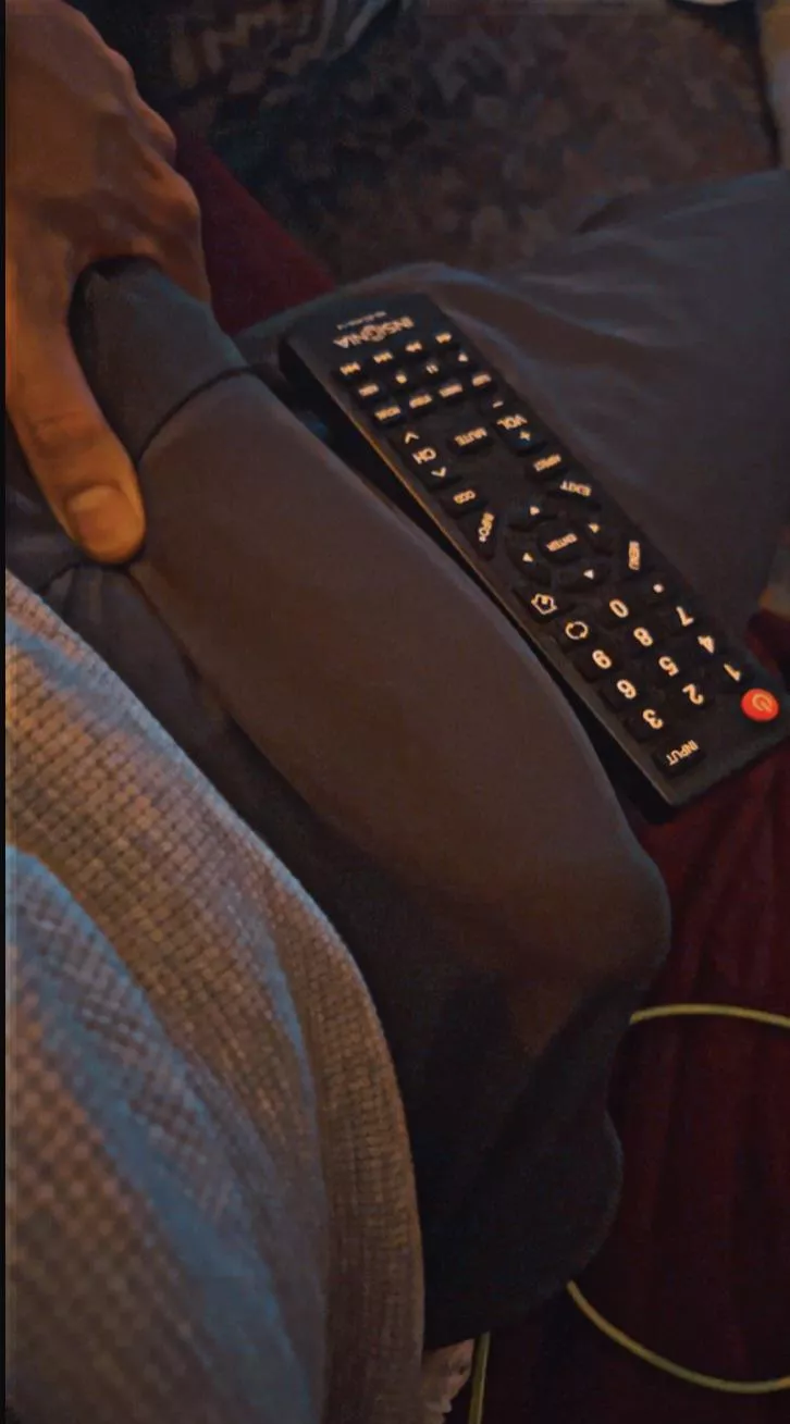 I love windbreaker pants 👀