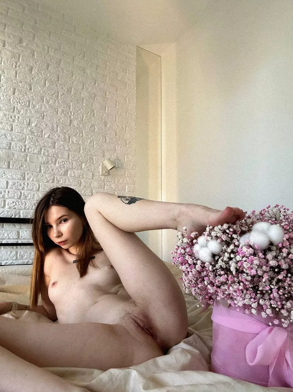 I would me excited if you put your face between my legs