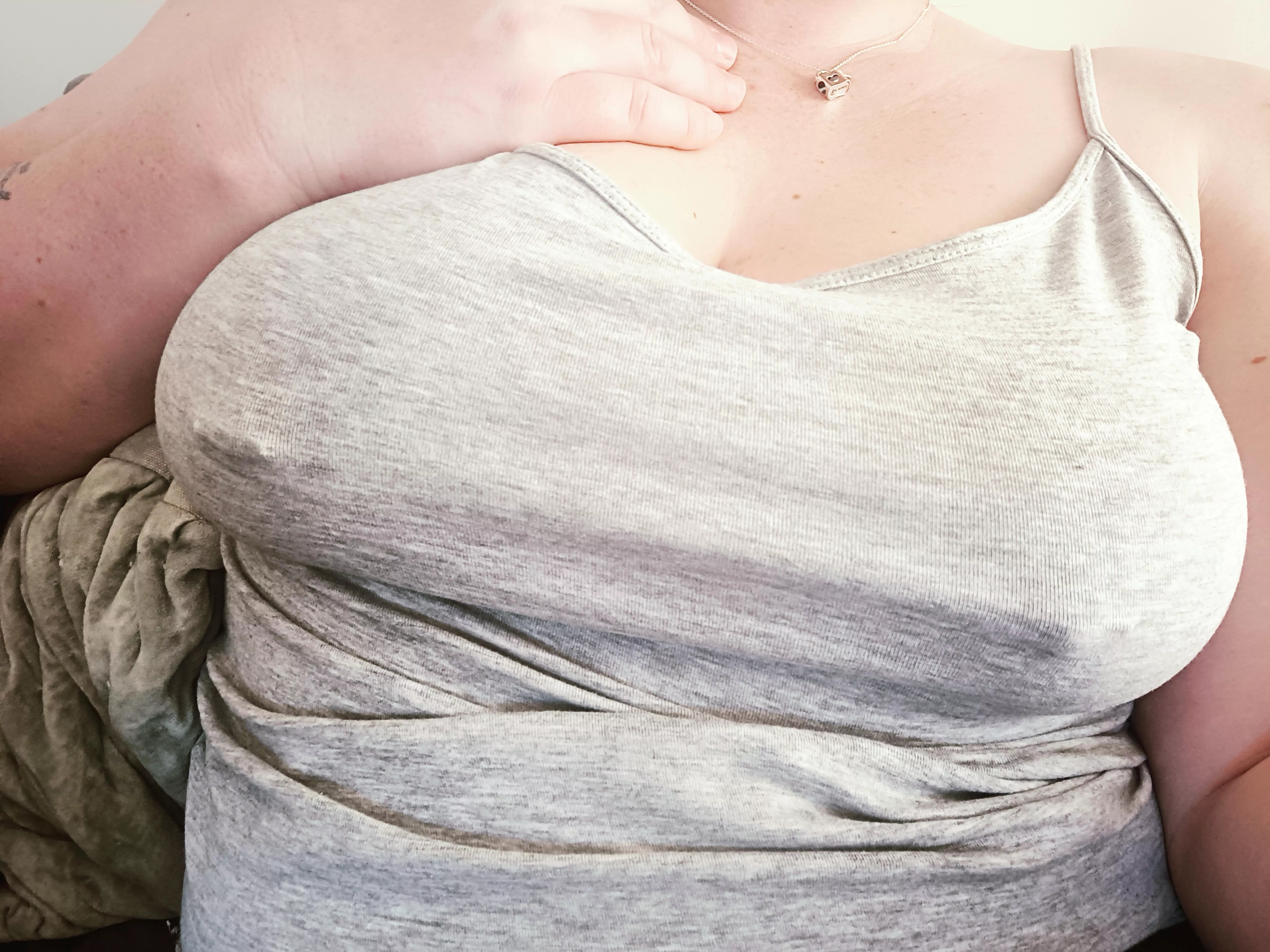 It's a Monday poke through