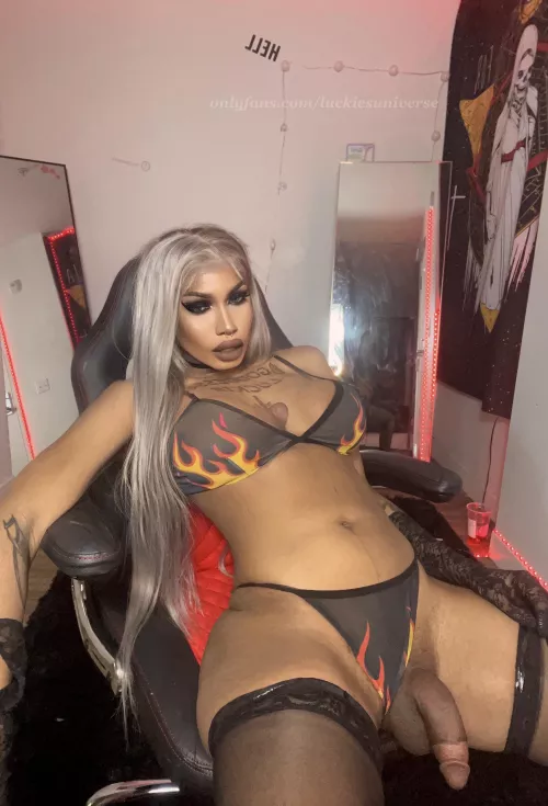 Let me slut you out 😋💦🍆