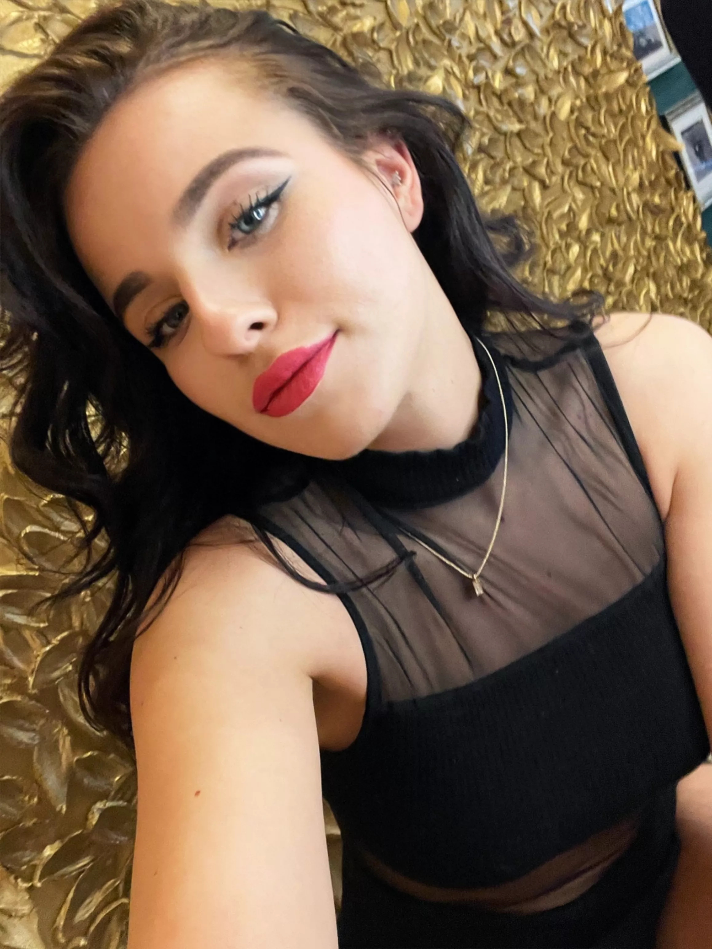 May I be your cute 19yo next door girl?