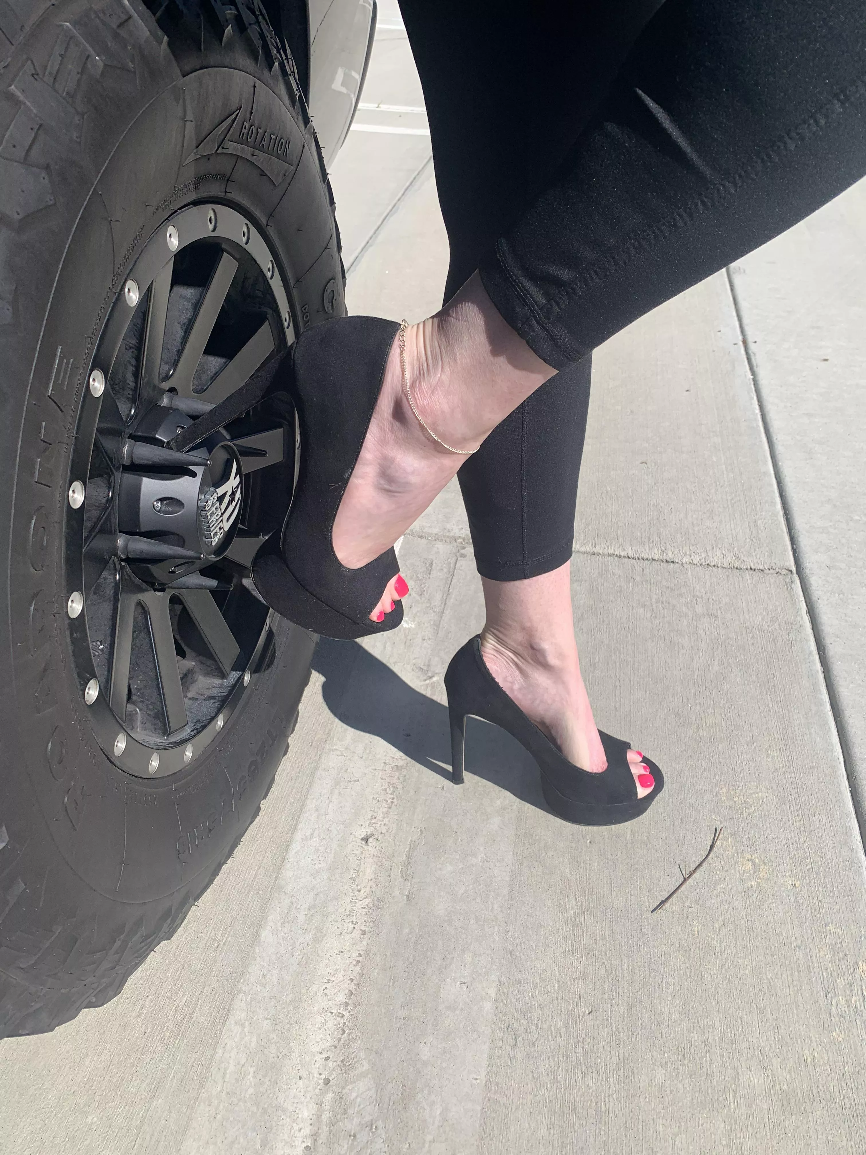 Meaty tires and hot heels. 🔥