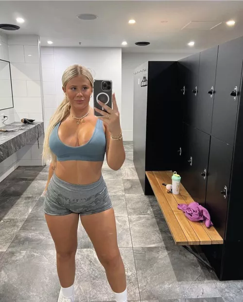 Post sweaty gym sesh