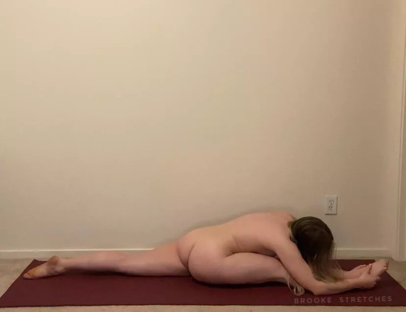 Splits pose
