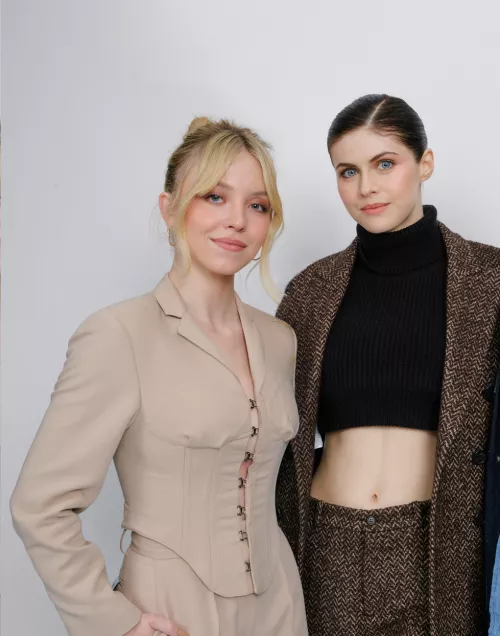 Sydney Sweeney & Alexandra Daddario