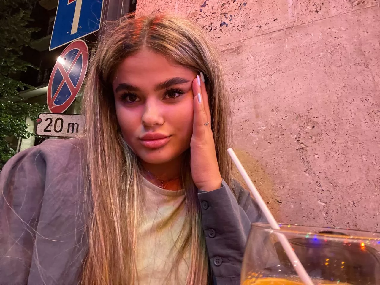 This is cute right? Say hi!