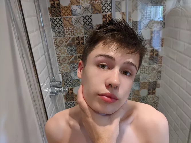 This is how you choke me daddeeh! 😩😩🥵