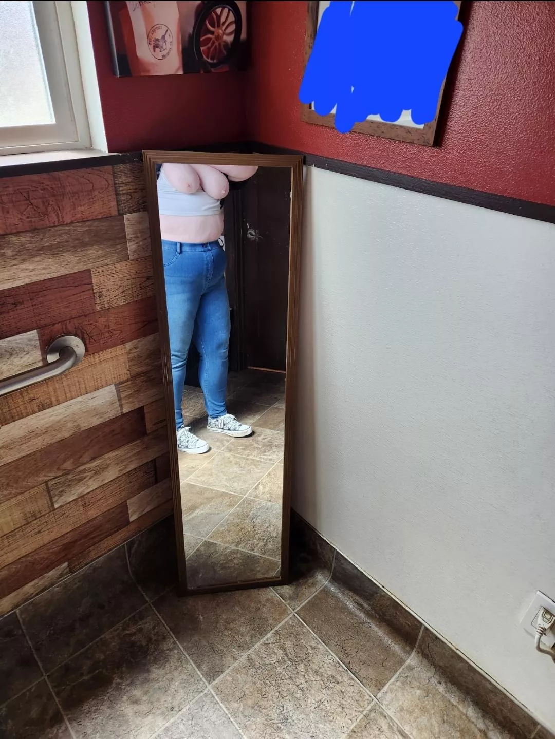 this shop had great lighting. :)