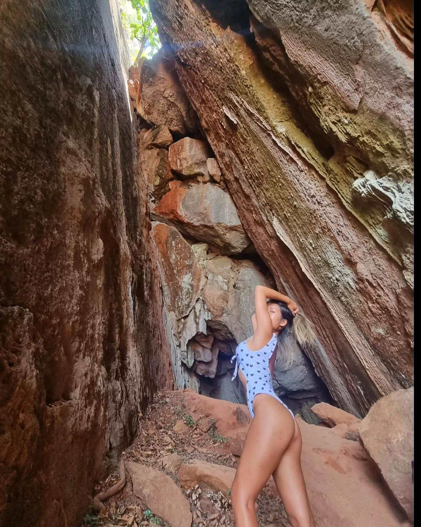 Thisishellmel (@thisishellmel) [instagram]